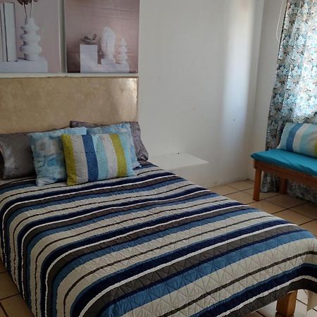 Habitacion Privada En Casa De Huespedes Гвадалахара Экстерьер фото